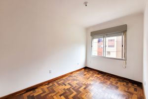 Image 16 - 209801