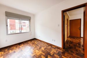 Image 17 - 209801