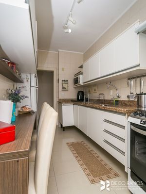 Image 20 - 209843
