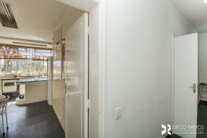 Image 39 - 209860