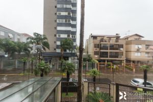 Image 10 - 209868