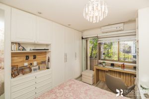 Image 11 - 209915