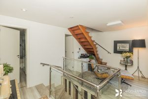 Image 44 - 209915