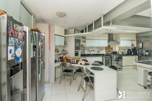 Image 62 - 209915