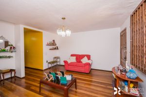 Image 4 - 209937