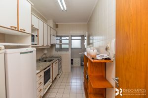 Image 29 - 209938