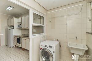 Image 30 - 209938