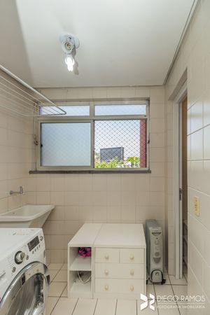 Image 31 - 209938