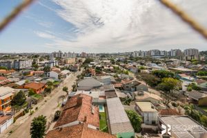 Image 6 - 209942