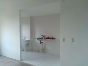 Image 3 - 209948