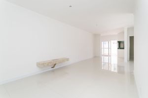 Image 3 - 209949
