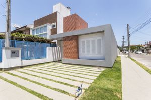 Image 1 - 209949