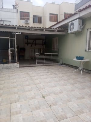 Image 20 - 210005