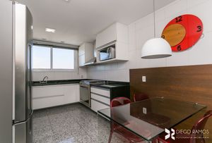 Image 34 - 210038