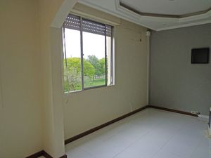 Image 0 - 210070