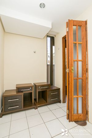 Image 27 - 210140