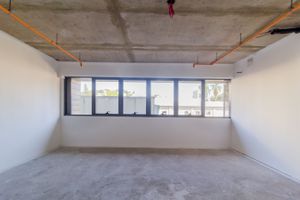 Image 34 - 210143