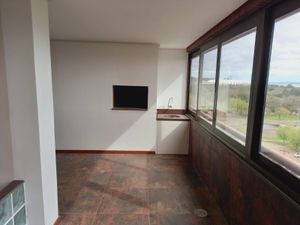 Image 3 - 210182
