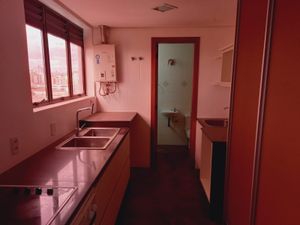Image 7 - 210182