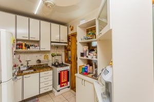 Image 33 - 210241