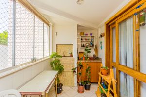 Image 35 - 210241