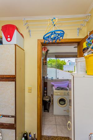 Image 39 - 210241