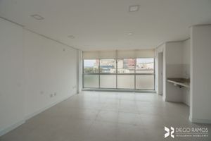 Image 1 - 210253