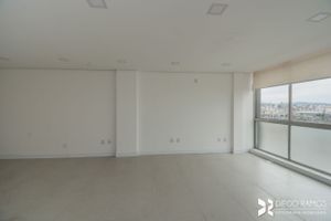 Image 3 - 210253