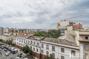 Image 17 - 210253