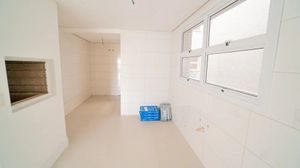 Image 4 - 210289