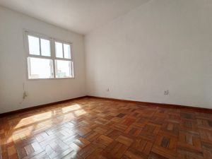 Image 6 - 210308