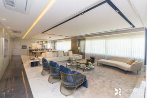 Image 2 - 210371