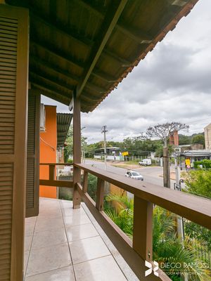 Image 10 - 210373