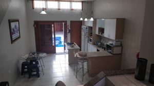 Image 3 - 210384