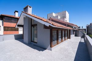 Image 4 - 210397