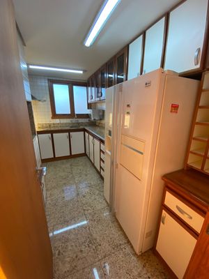 Image 15 - 210407