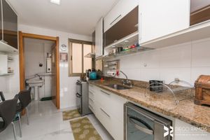 Image 22 - 210425
