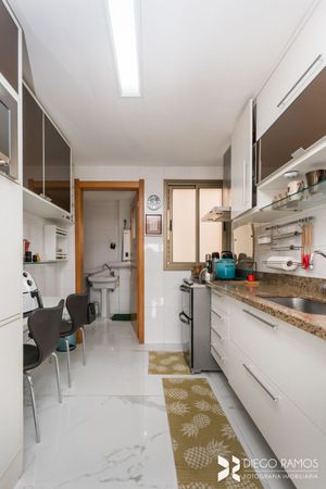 Image 23 - 210425