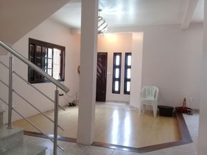 Image 4 - 210438