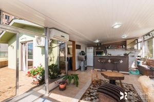 Image 3 - 210494