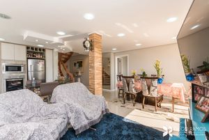 Image 19 - 210494