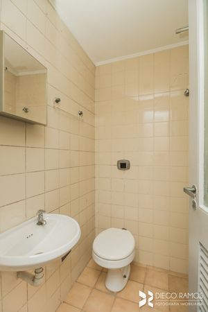 Image 33 - 210556