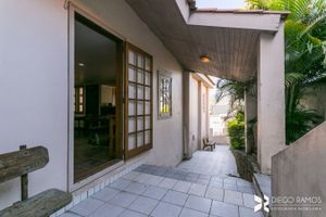 Image 39 - 210585