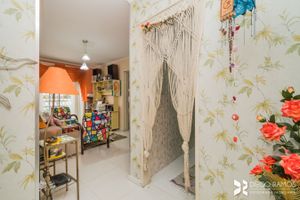 Image 4 - 210638