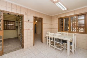 Image 24 - 210680