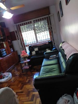 Image 1 - 210694