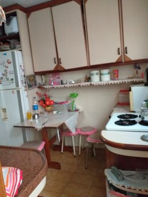 Image 3 - 210694
