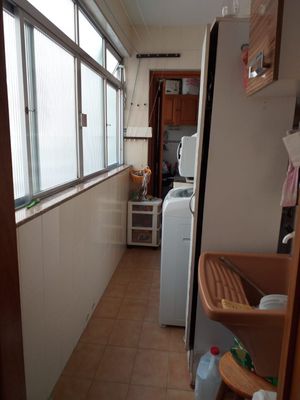 Image 5 - 210694