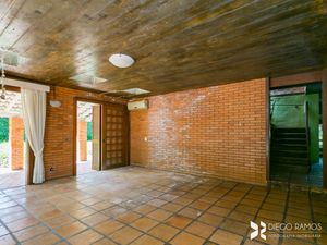 Image 3 - 210755
