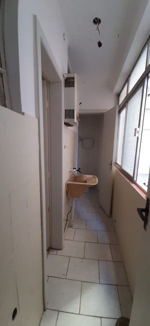 Image 7 - 210775
